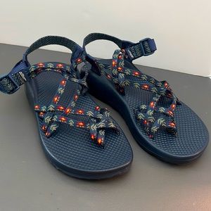 Women’s Chaco Z2 sandals navy/multi color sz 9